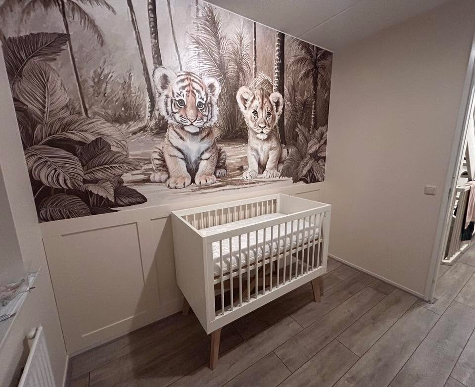 Behang Jungle naturel tijger en leeuw (geschikt voor een brede en smalle muur bijv. boven lambrisering)