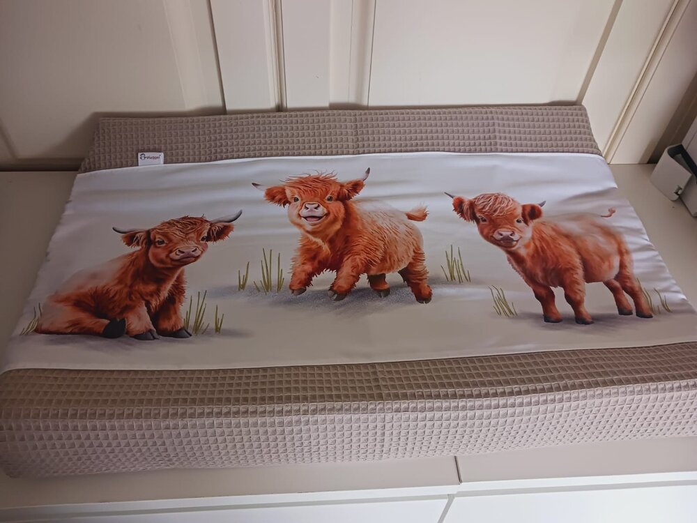 Aankleedkussenhoes Schotse Hooglanders taupe wafelstof