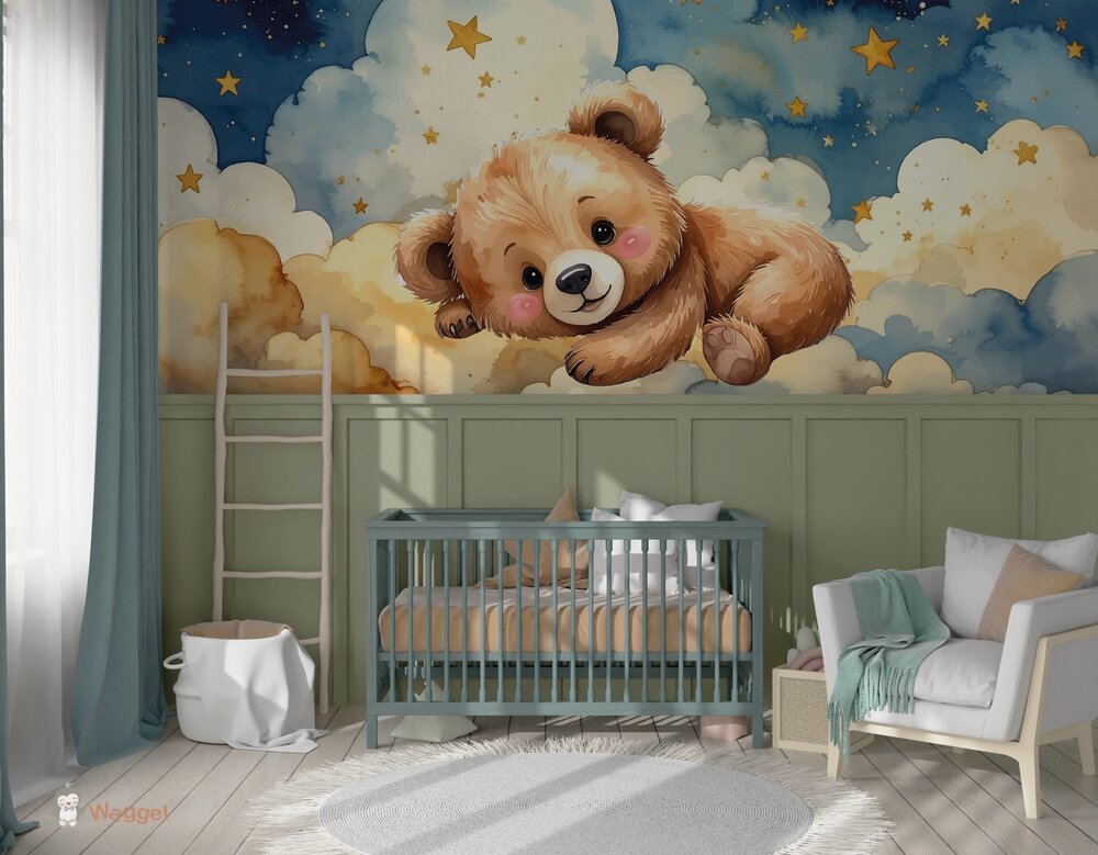 Behang Happy Tails beertje in de wolken (geschikt voor een brede en smalle muur bijv. boven lambrisering)