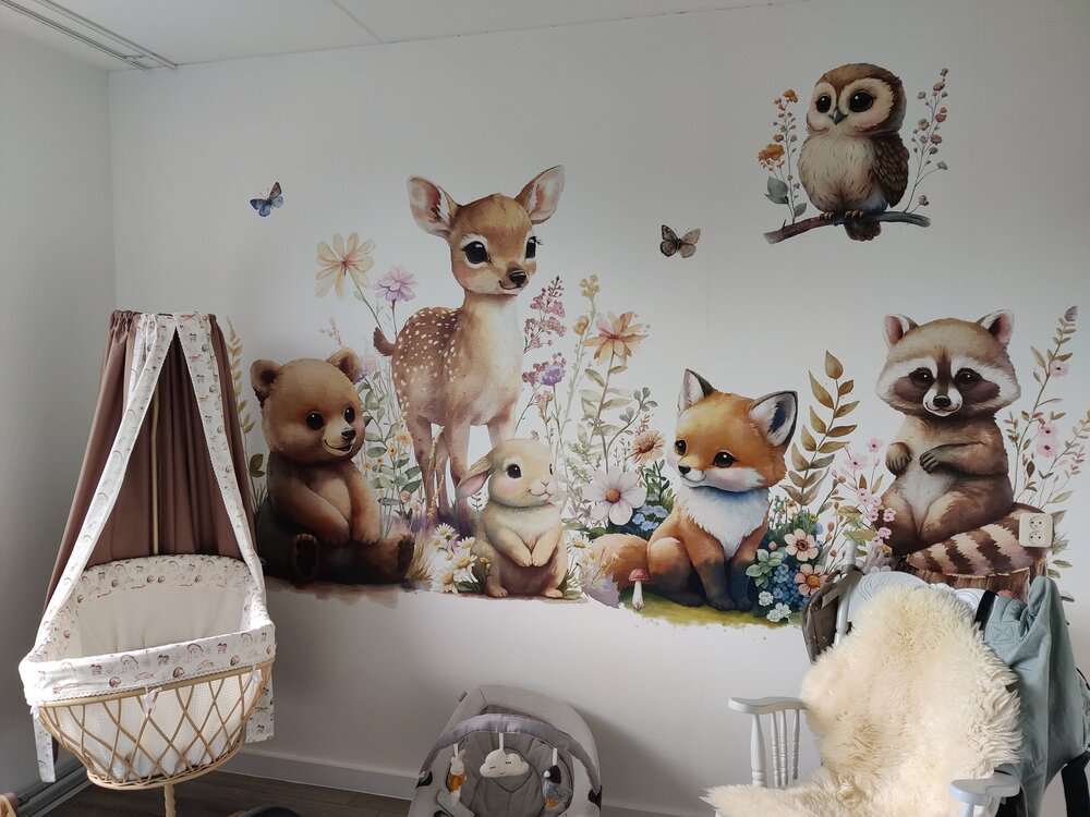 Sample naadloos fotobehang bosdieren 