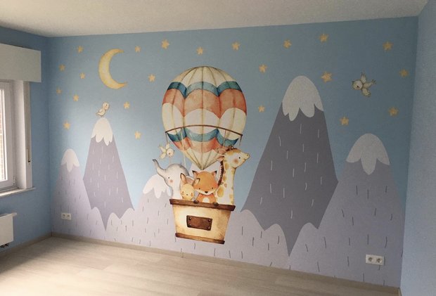 behang luchtballon met dieren droomwereld thema baby en kinderkamerdecoratie