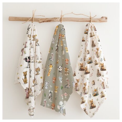 Swaddle bosdieren wit